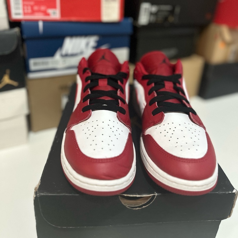 Jordan 1 Low
Bulls (GS)